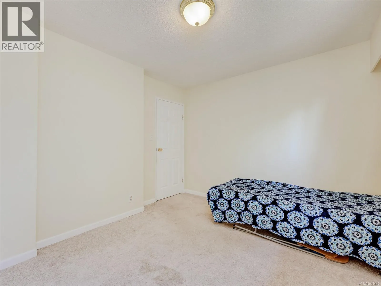 4433 Majestic Dr