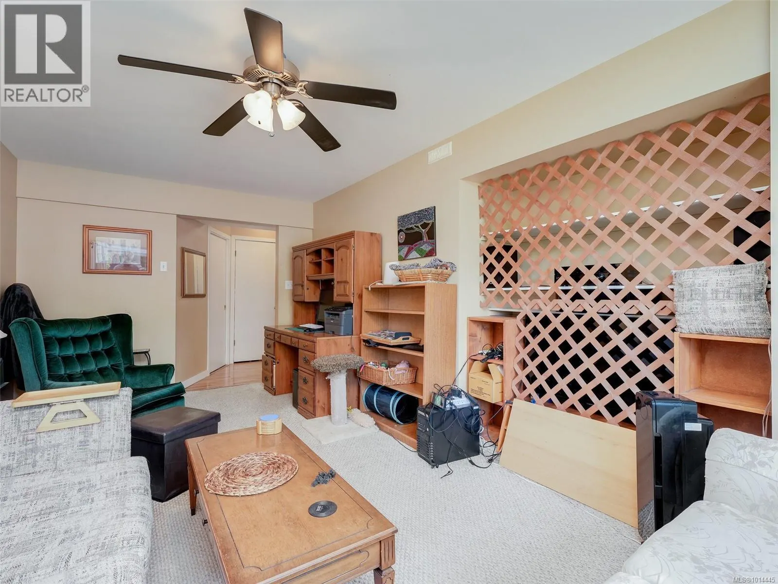 4433 Majestic Dr