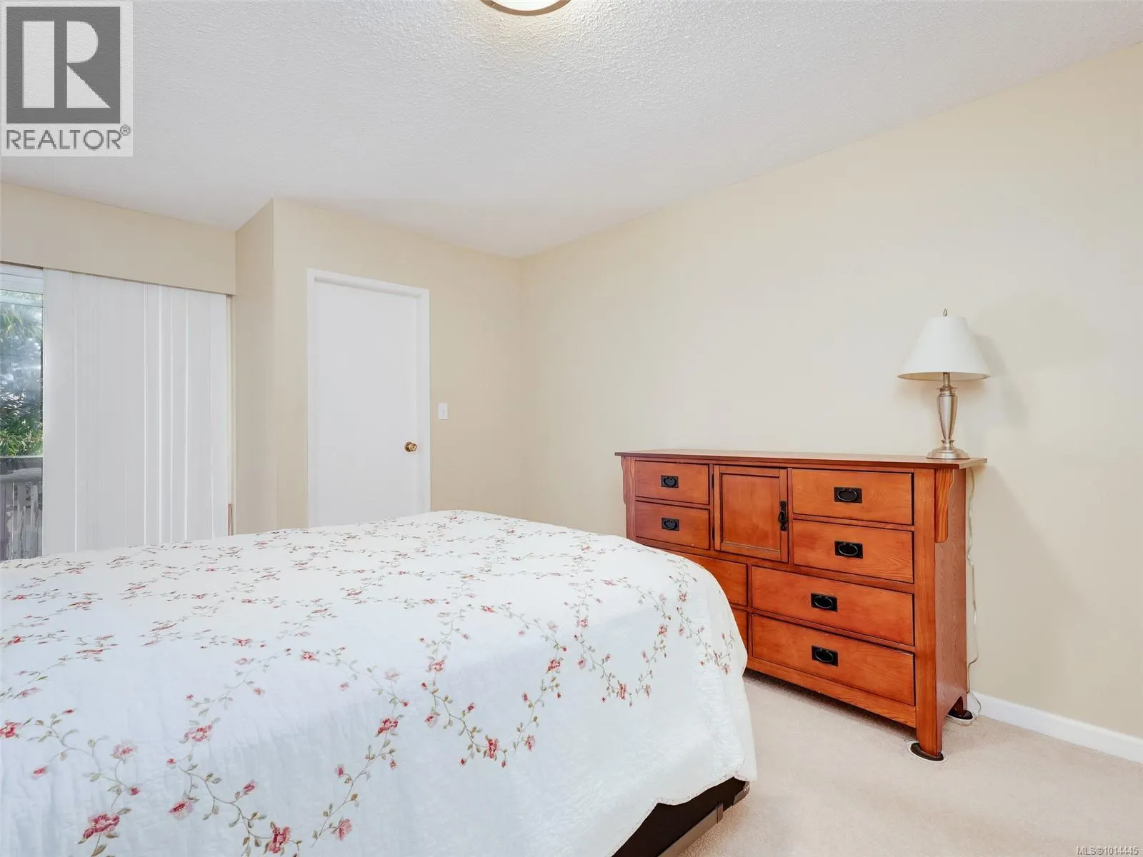 4433 Majestic Dr