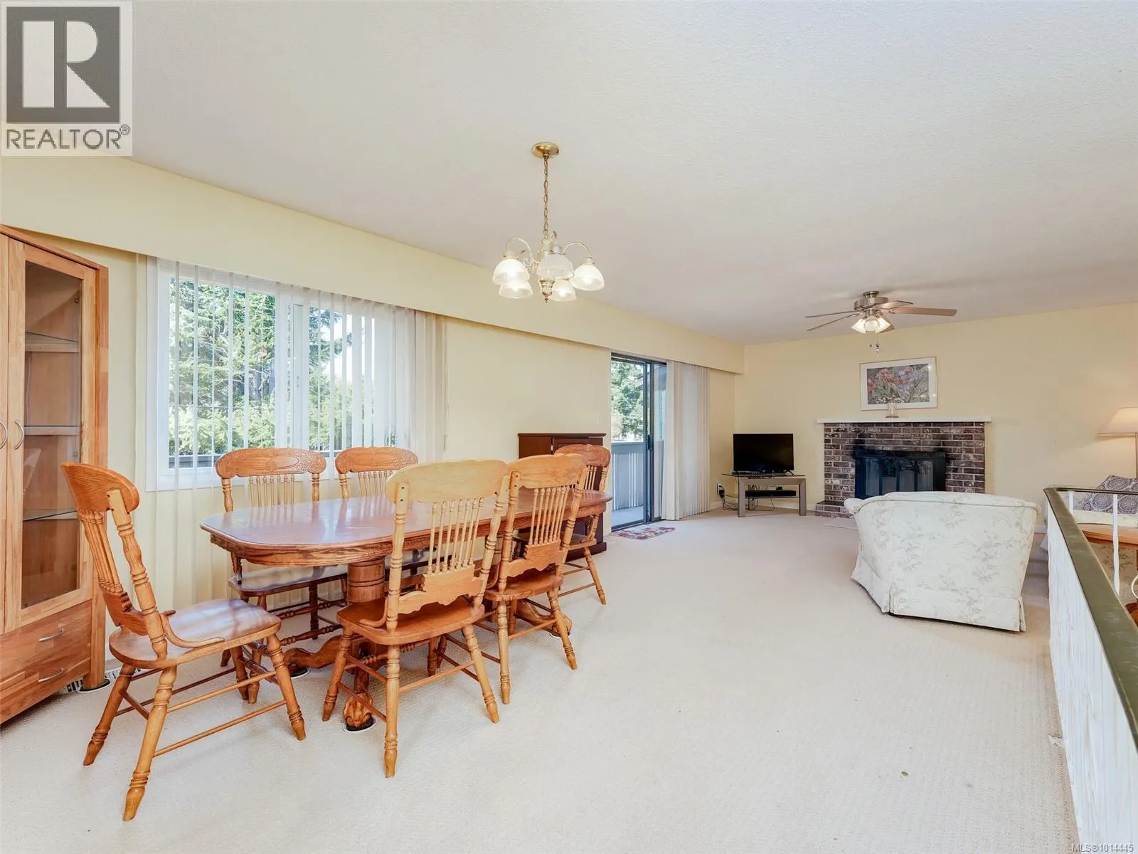 4433 Majestic Dr