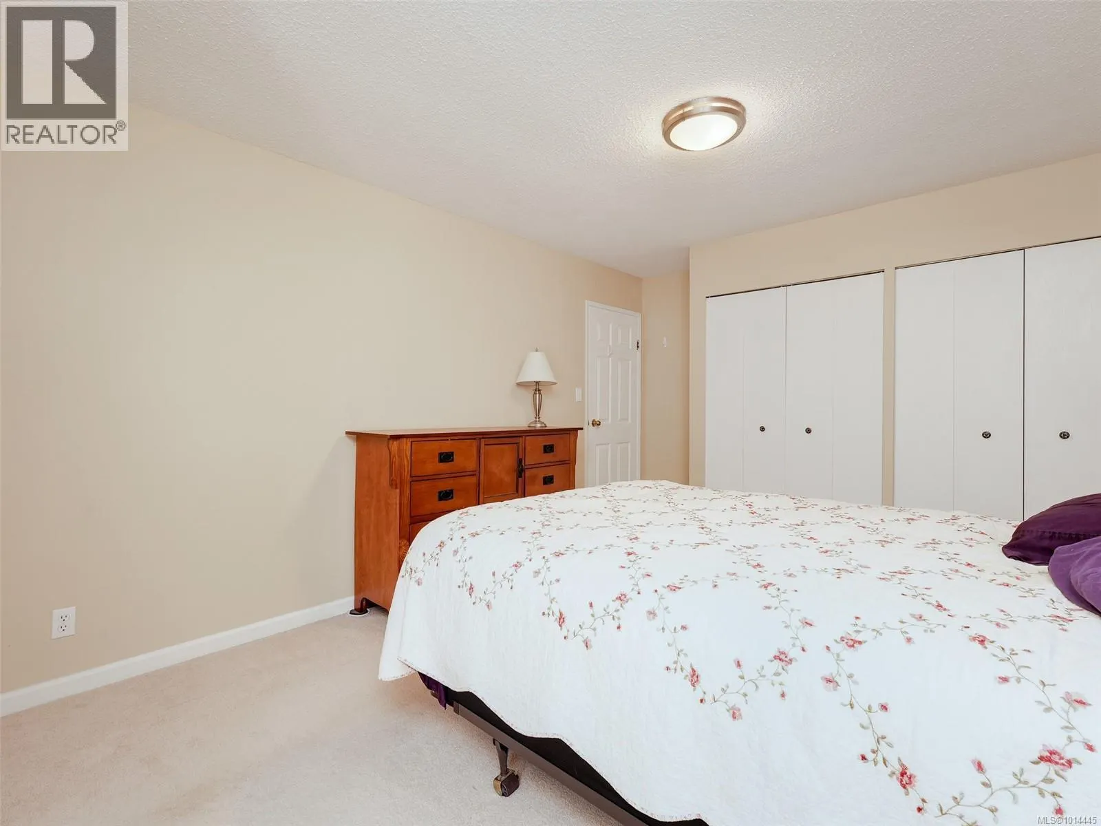 4433 Majestic Dr