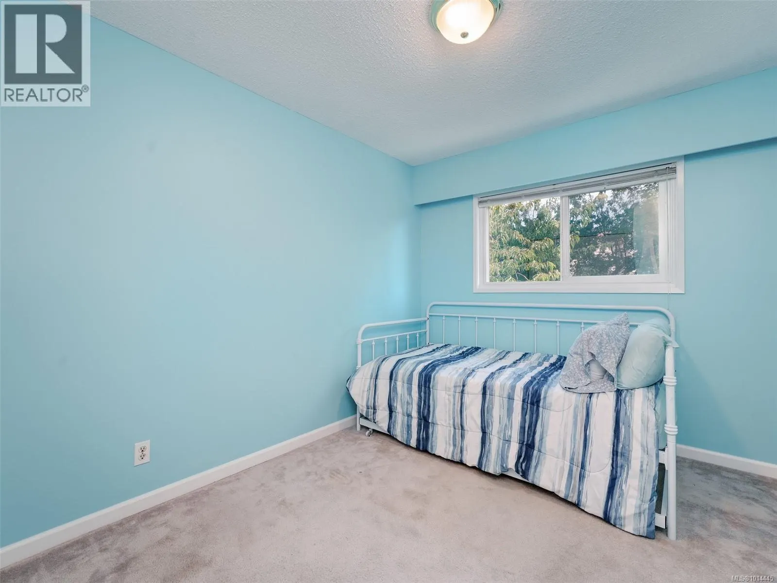 4433 Majestic Dr