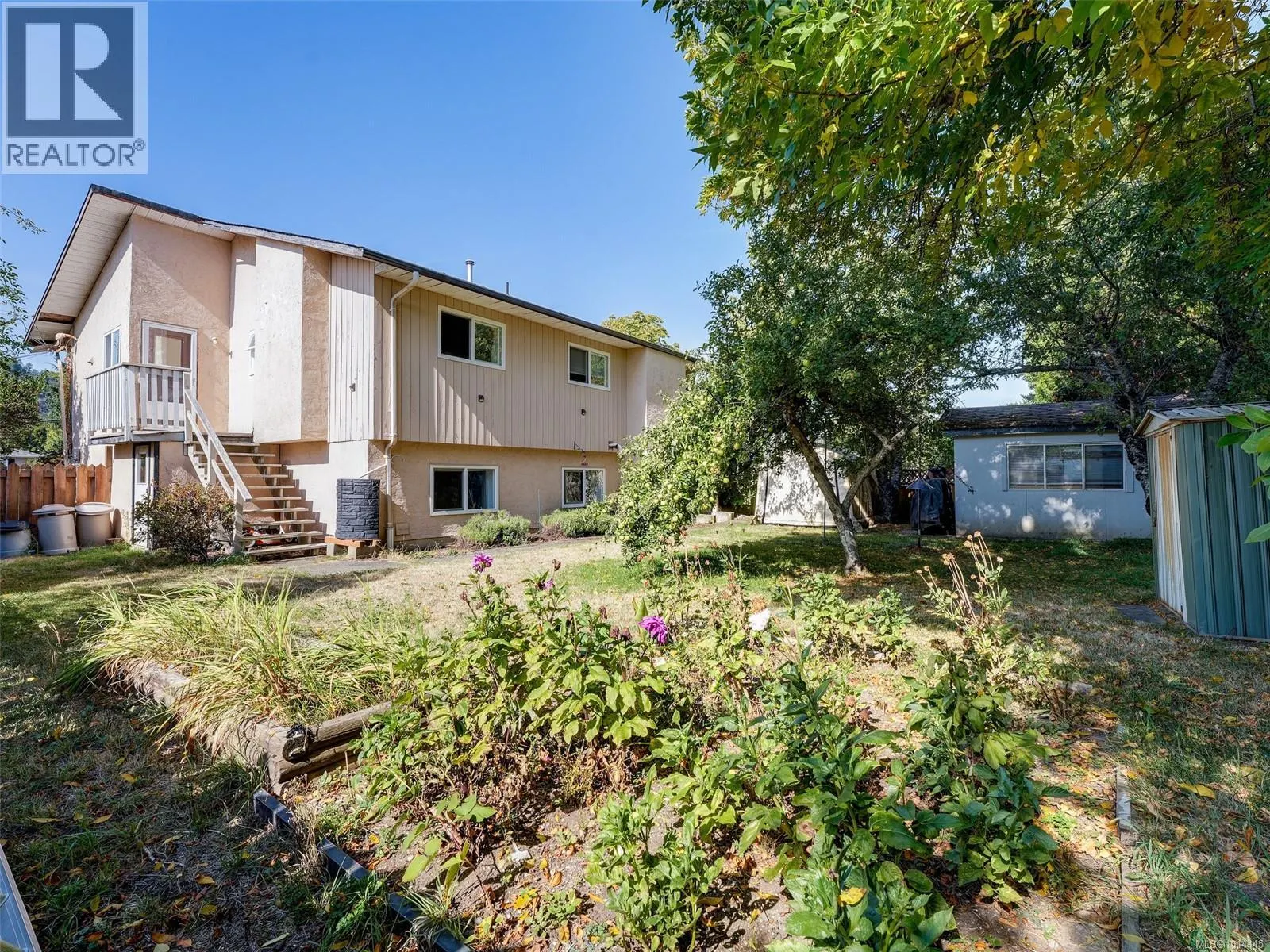 4433 Majestic Dr