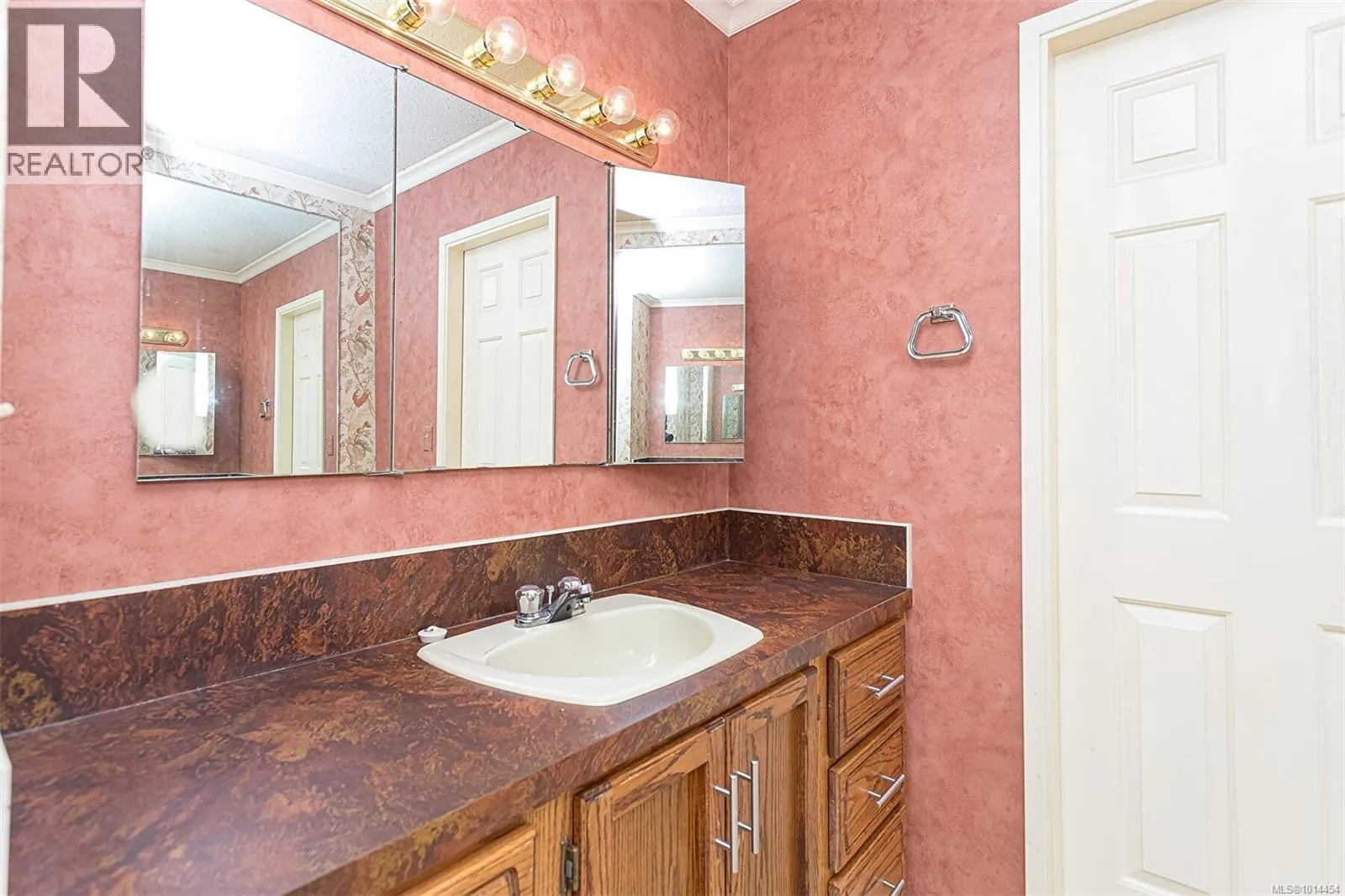 1048 Wood Duck Pl