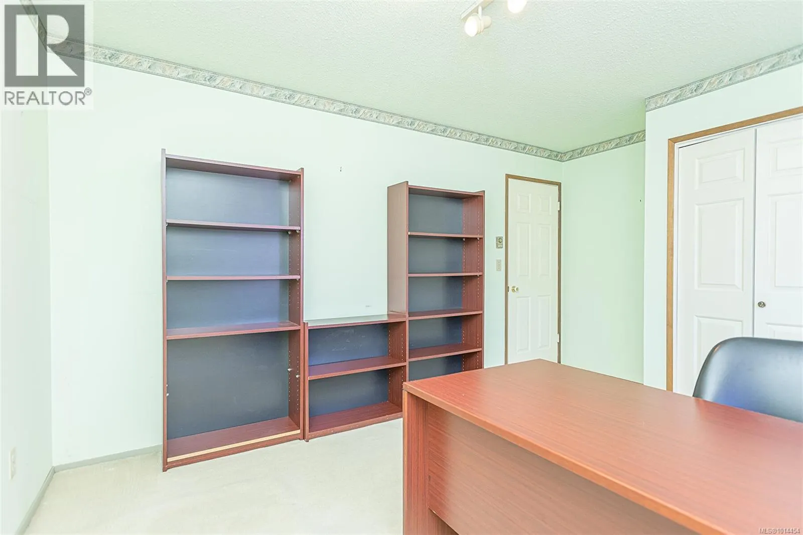1048 Wood Duck Pl