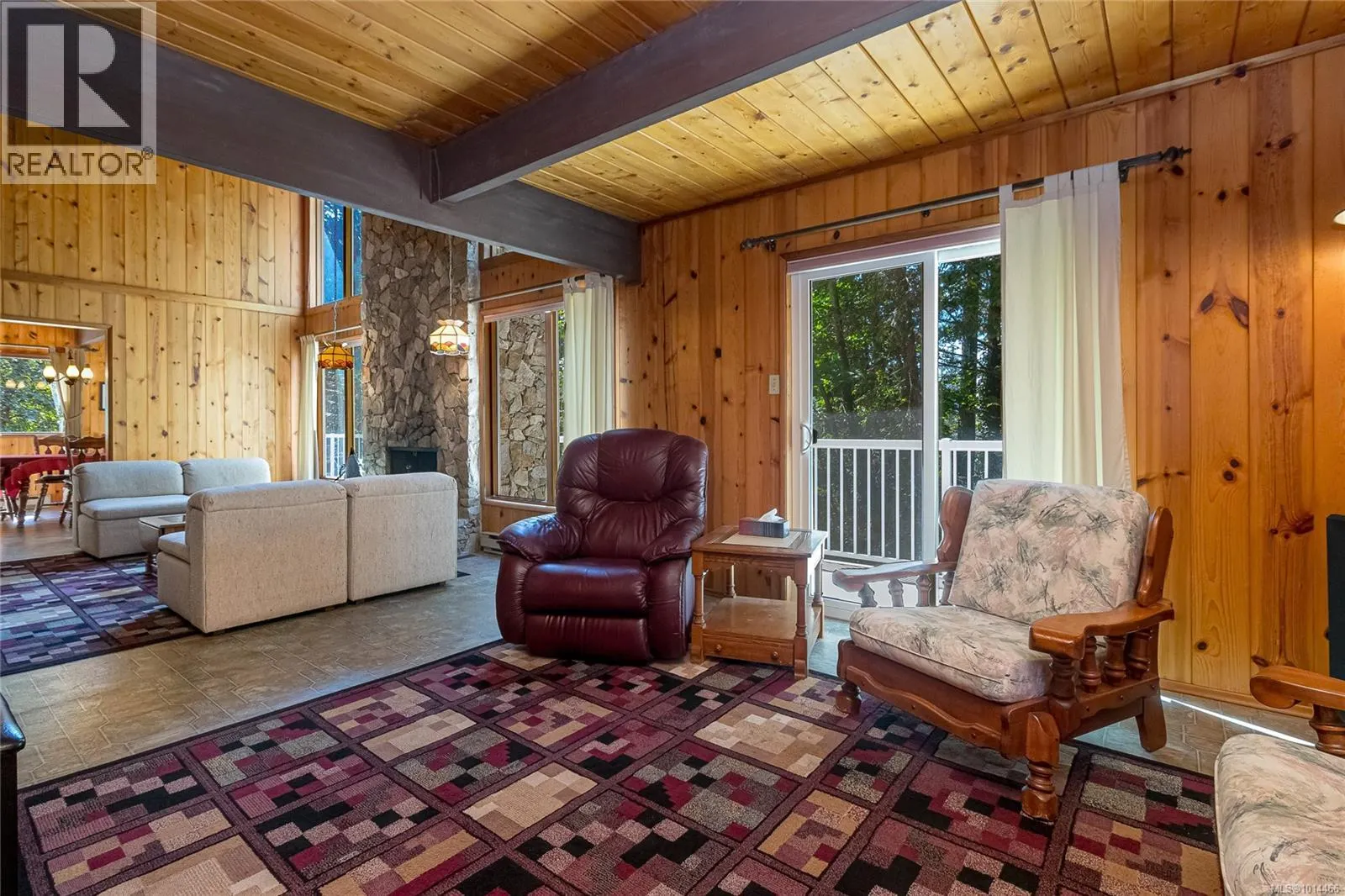11379 West Saanich Rd