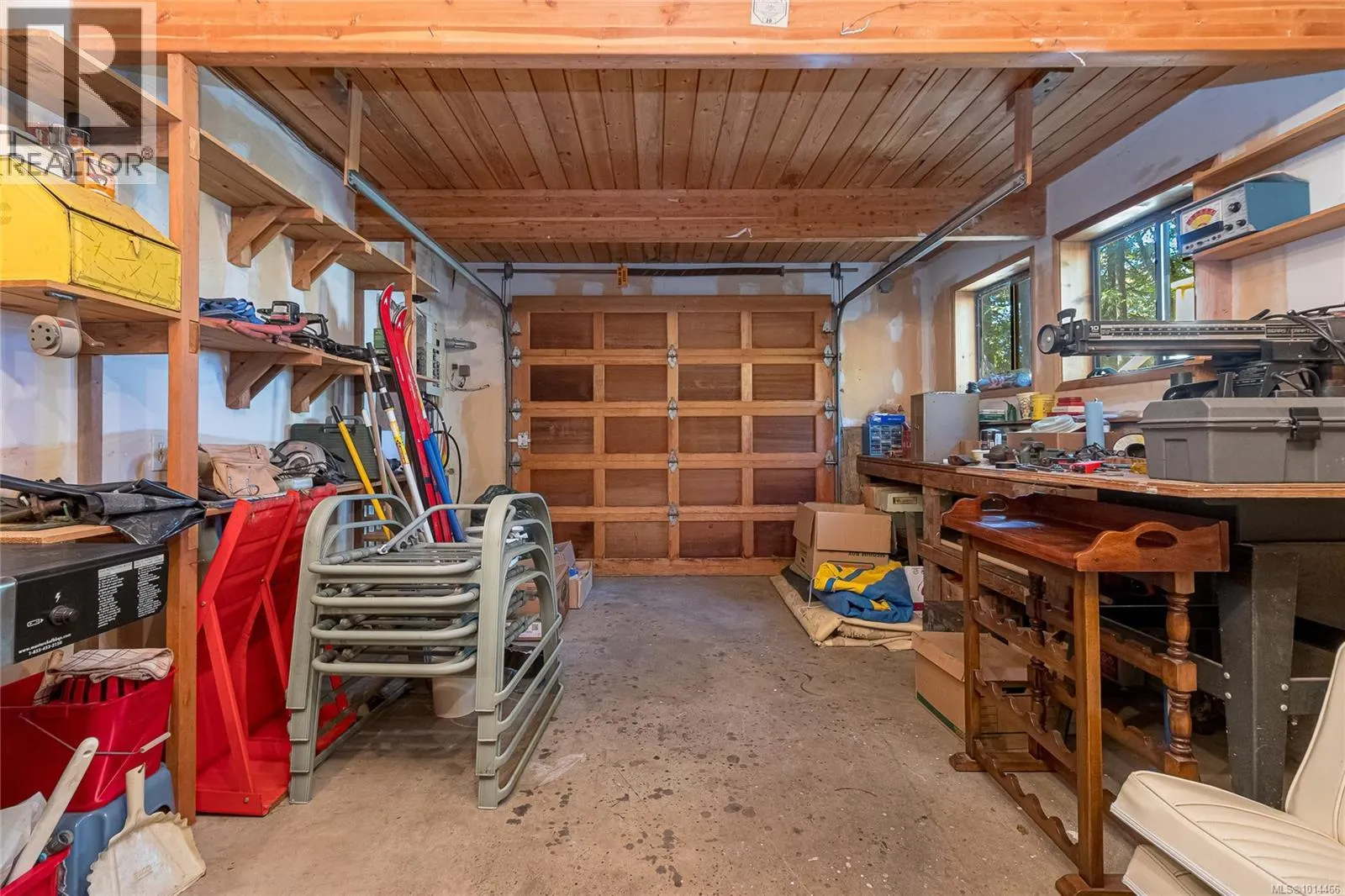11379 West Saanich Rd