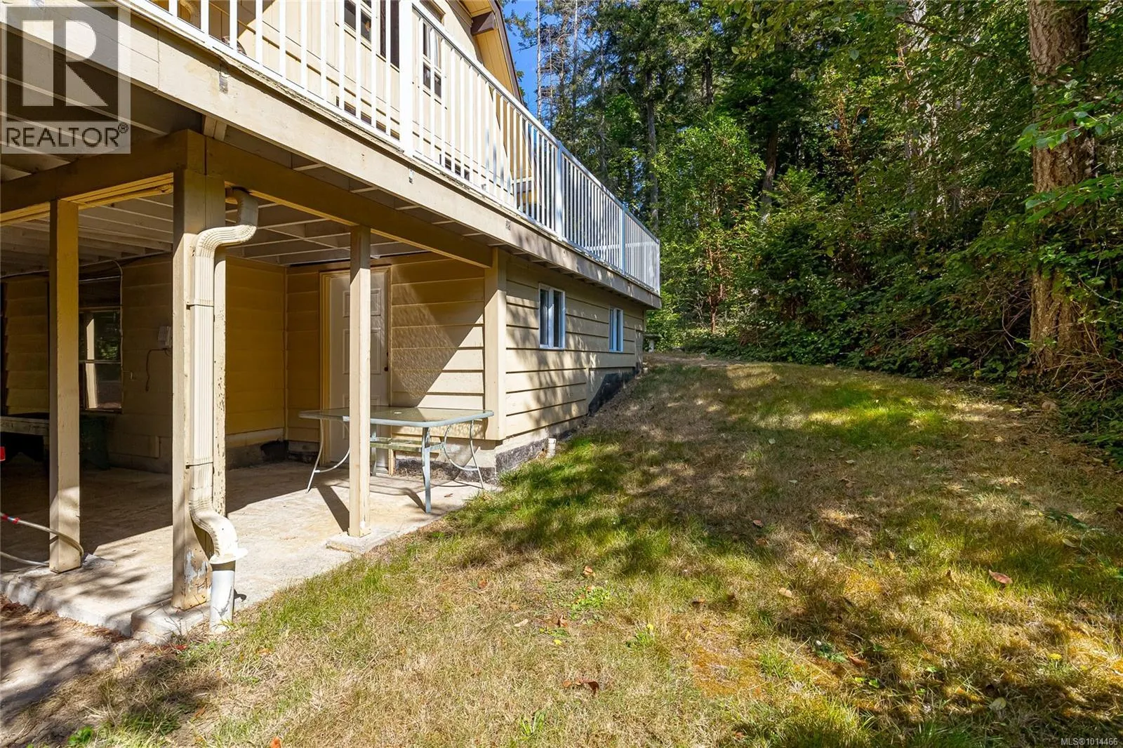 11379 West Saanich Rd