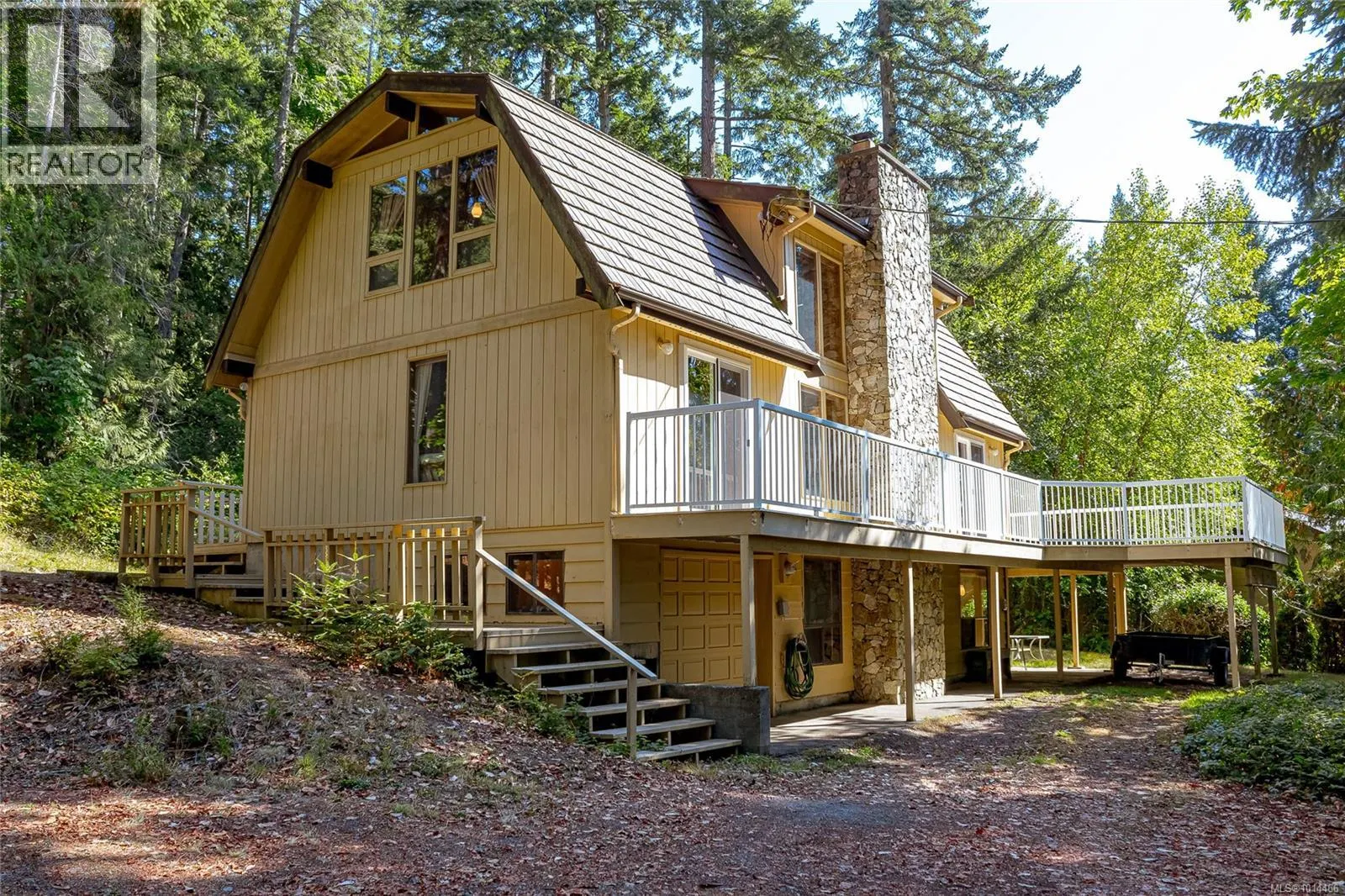 11379 West Saanich Rd