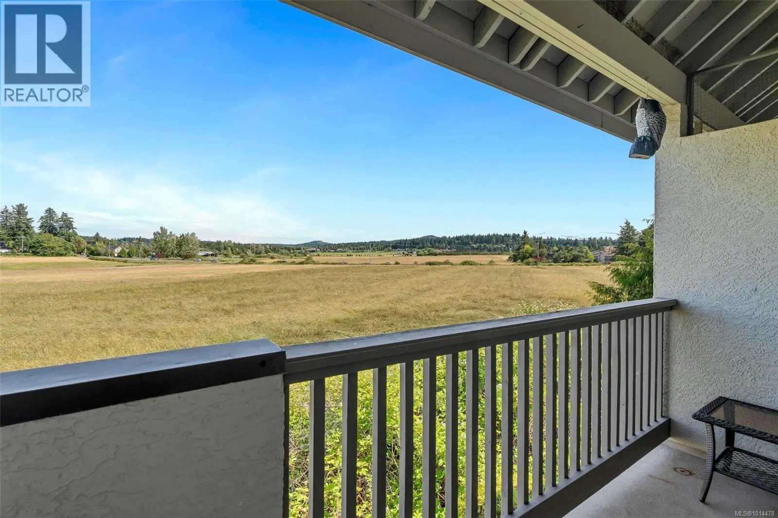 10 7847 East Saanich Rd
