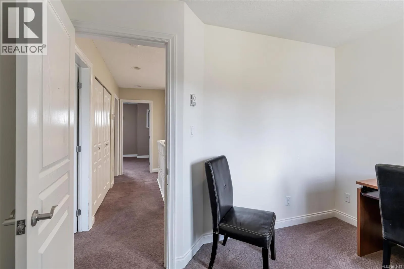 10 7847 East Saanich Rd