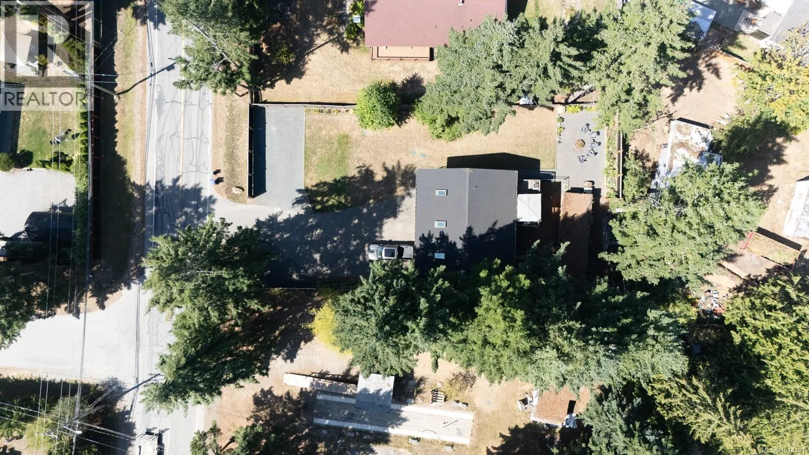 2134 Yellow Point Rd