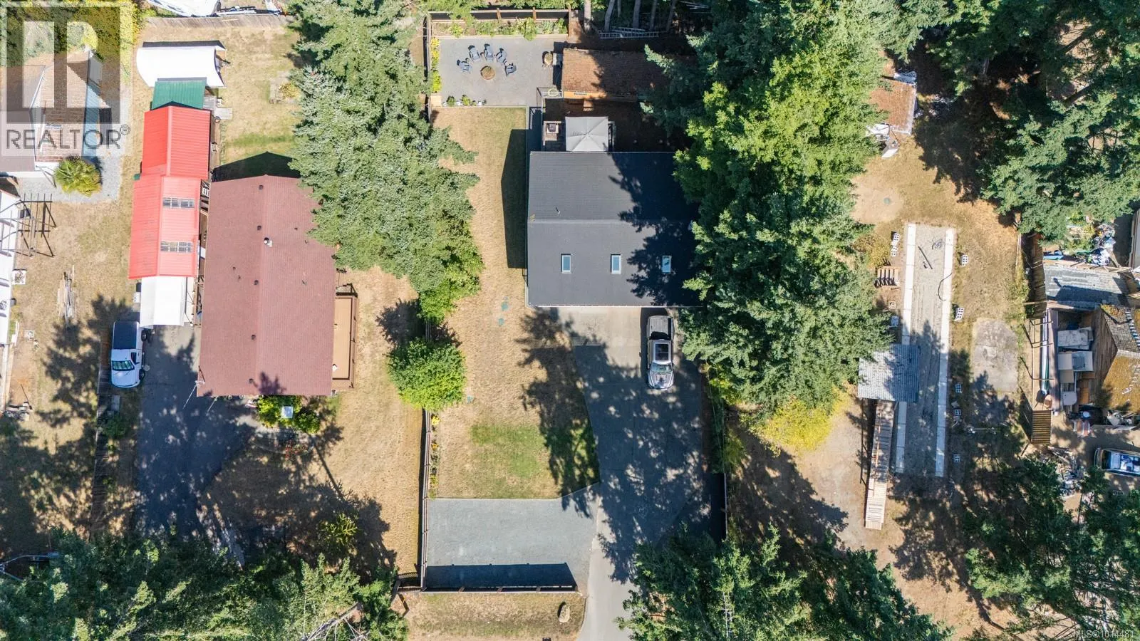 2134 Yellow Point Rd