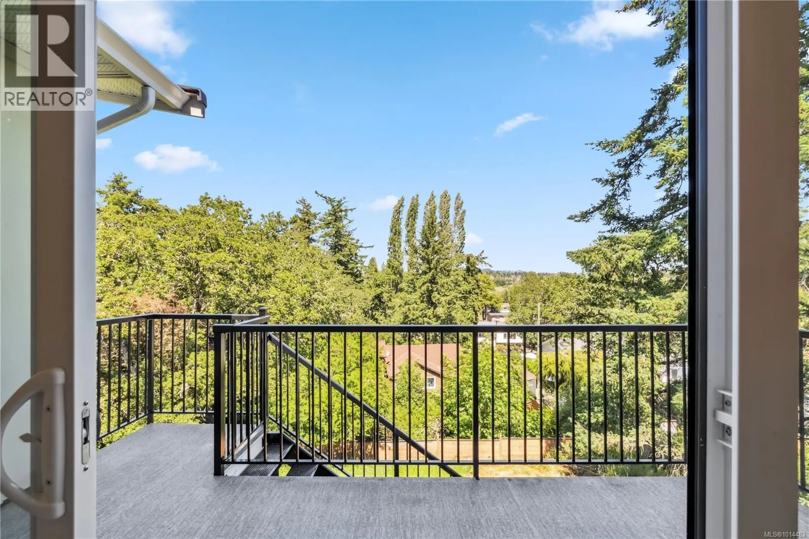 950 Tulip Ave