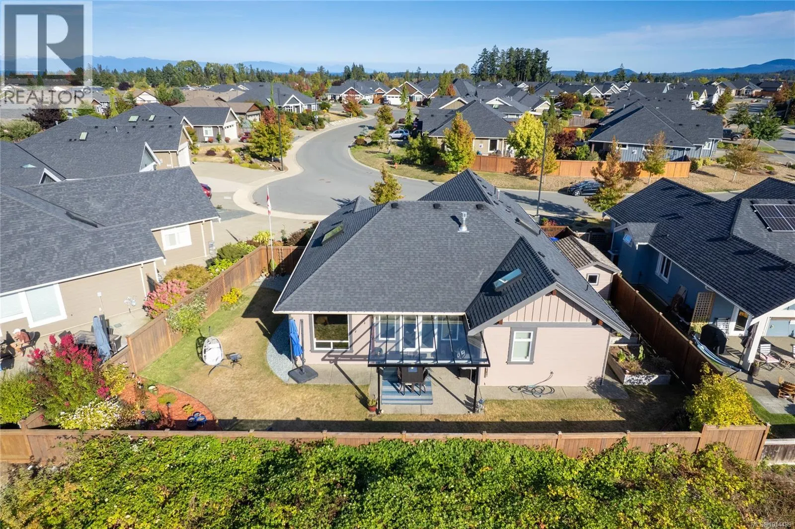 527 Ridgefield Dr