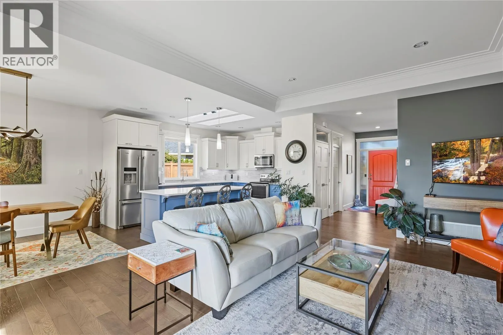 527 Ridgefield Dr