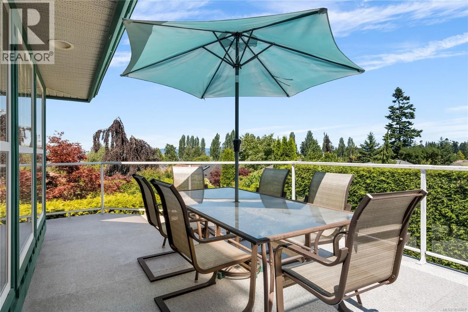 514 Country Club Dr