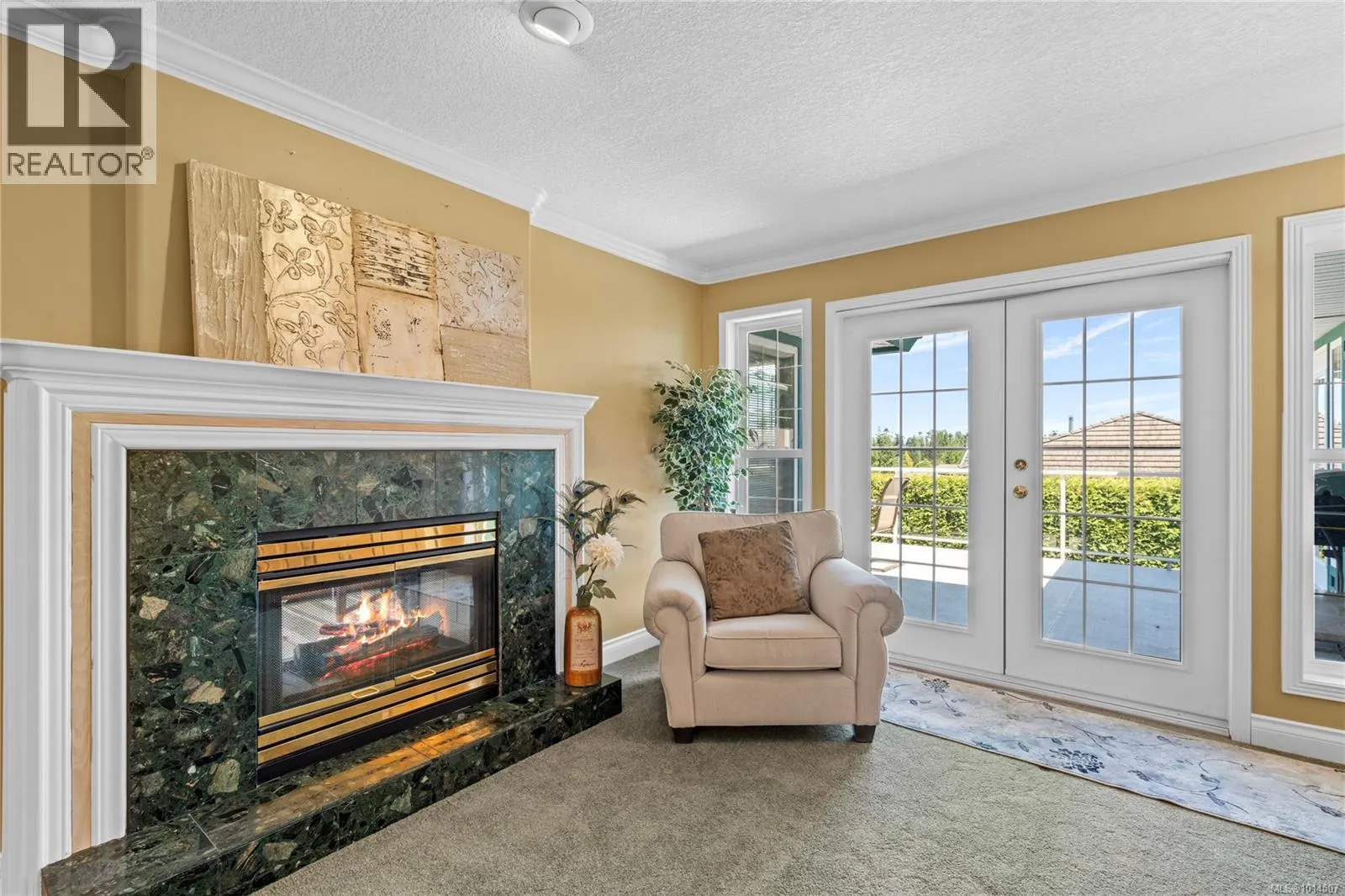 514 Country Club Dr