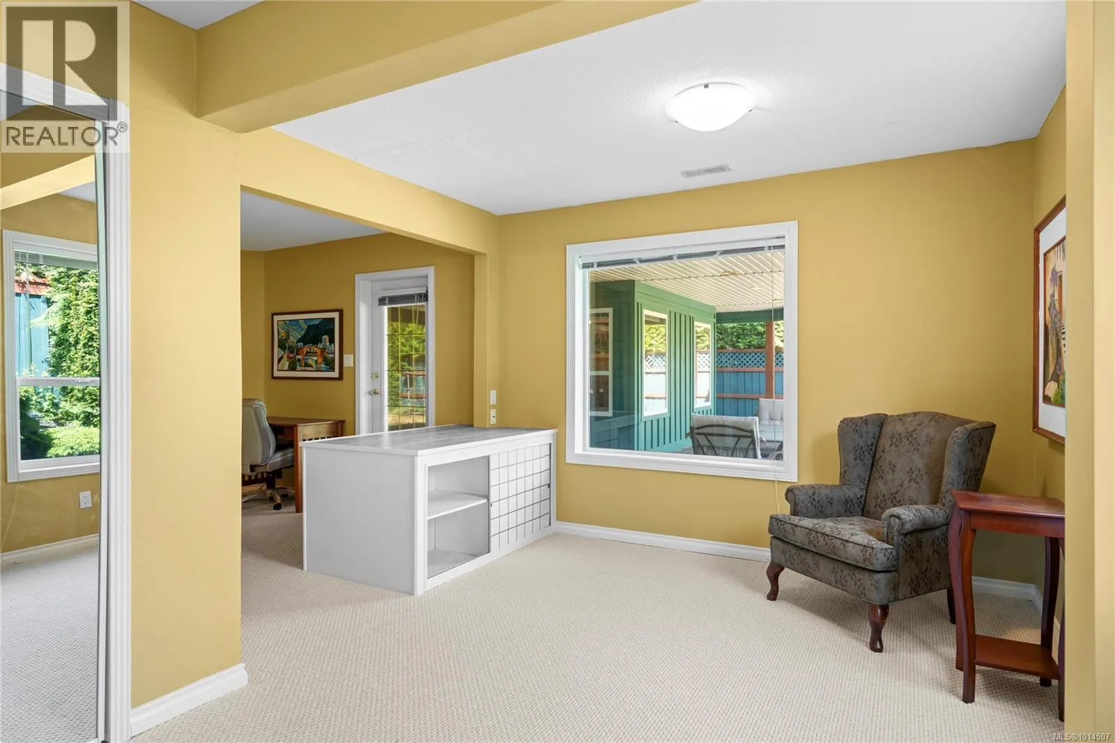 514 Country Club Dr