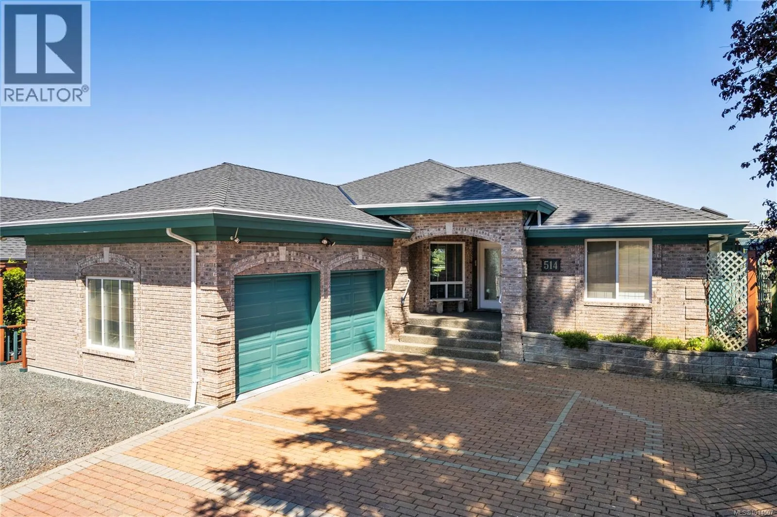 514 Country Club Dr