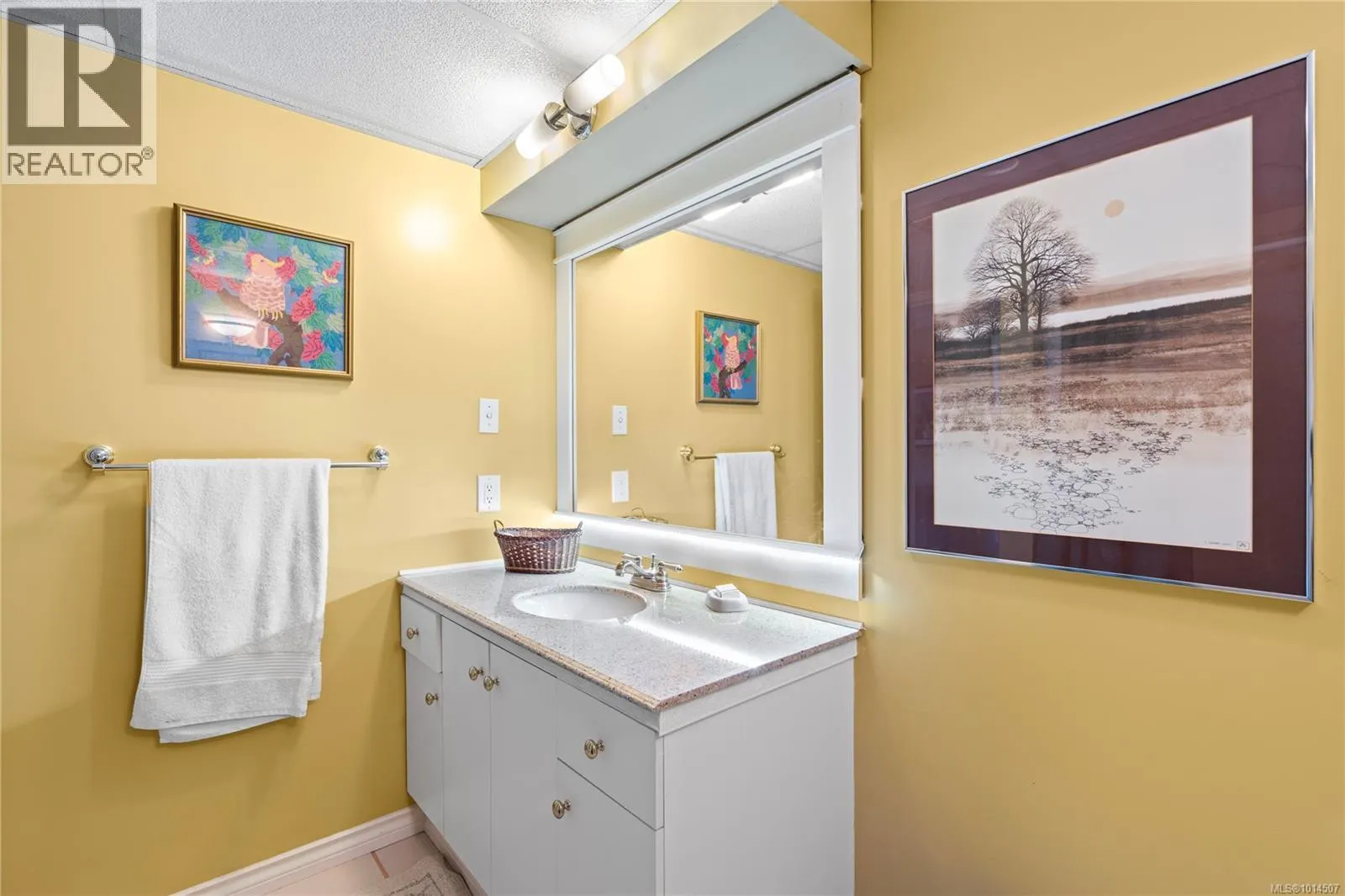 514 Country Club Dr
