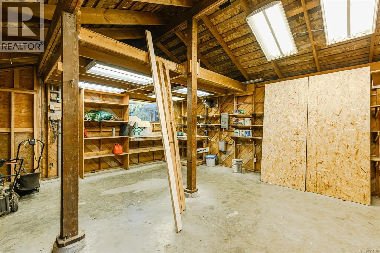 198 Saltspring Way