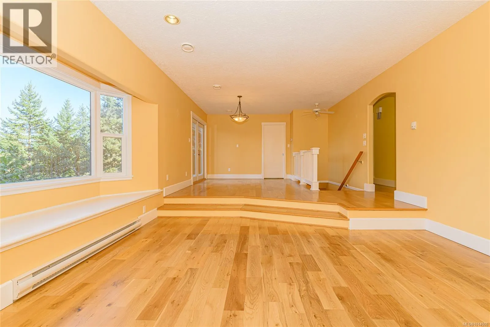 198 Saltspring Way