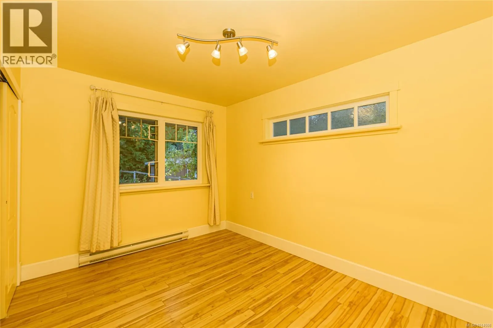 198 Saltspring Way