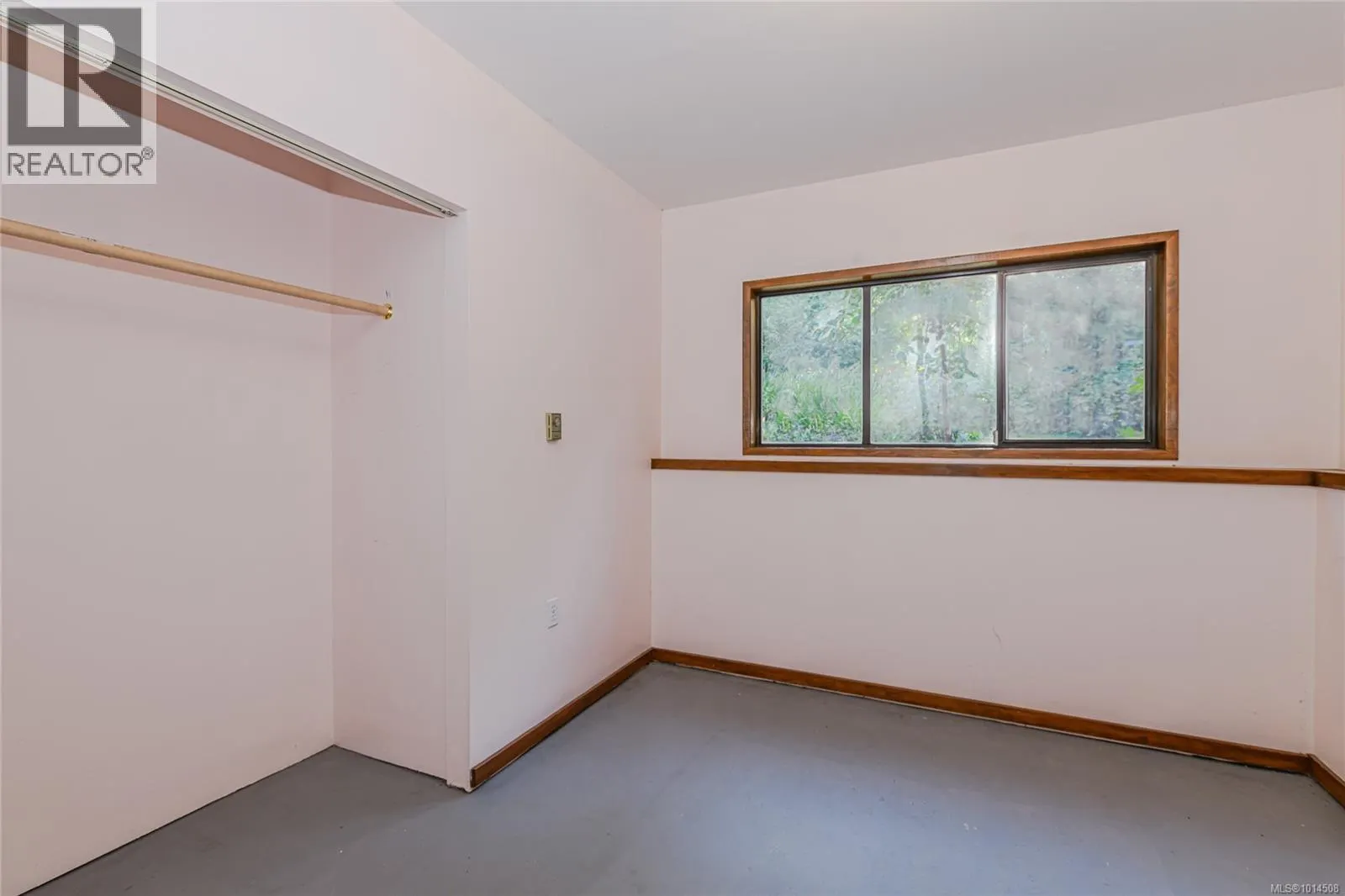 198 Saltspring Way