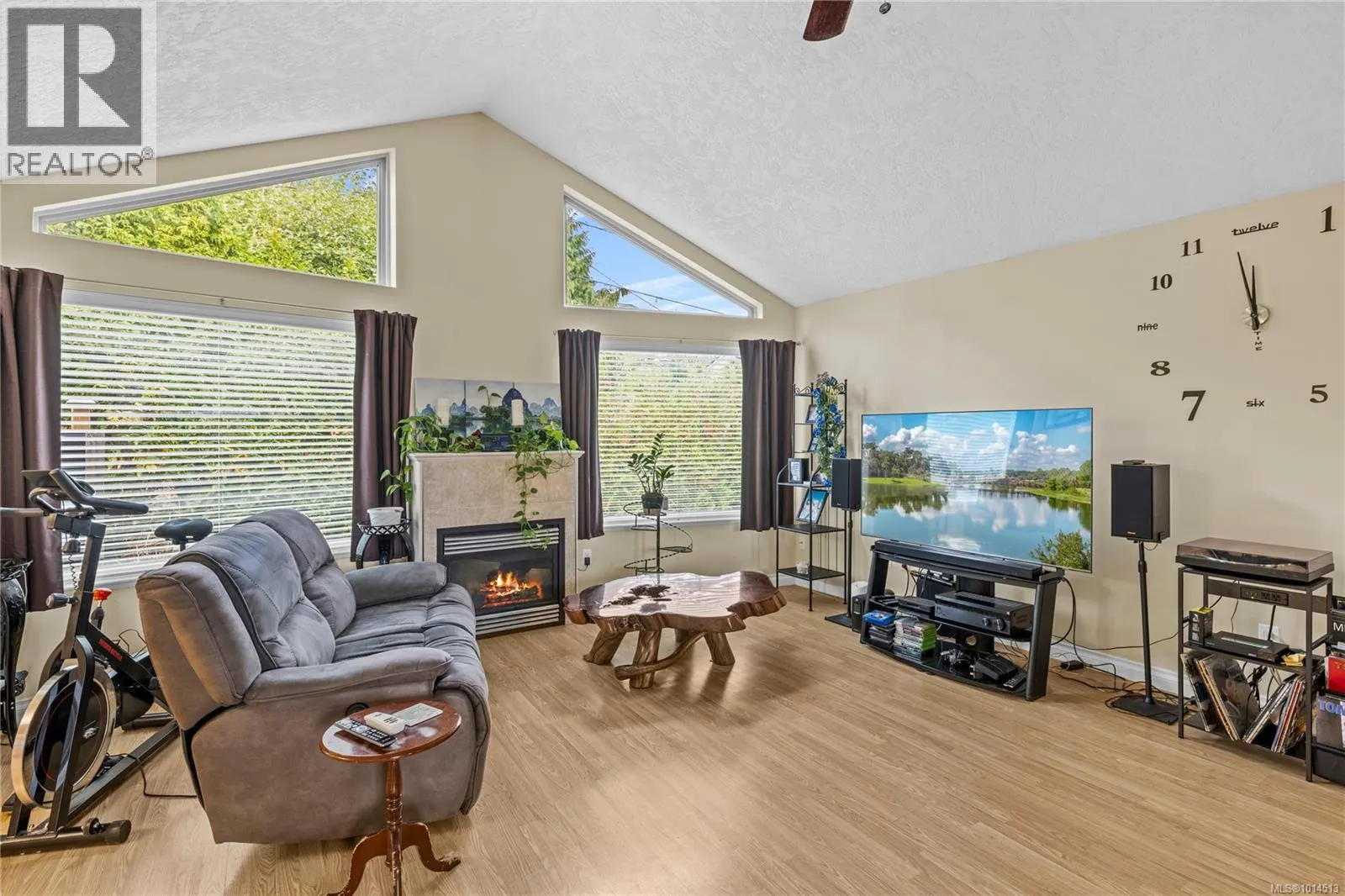 1738 Martini Way