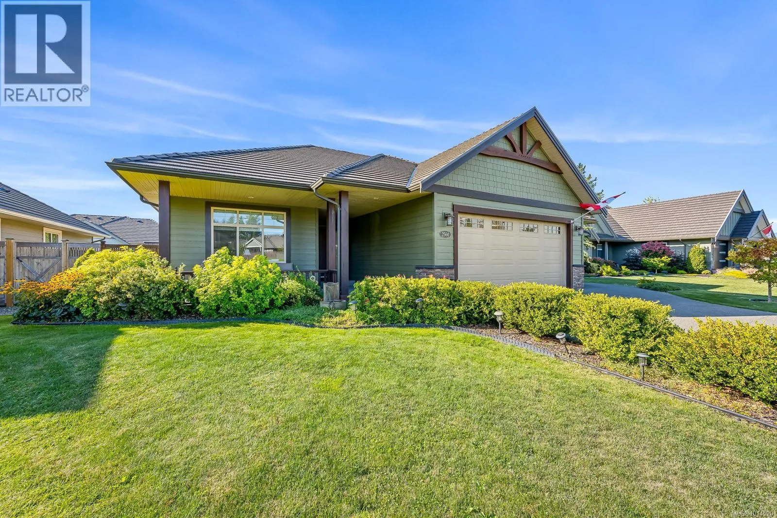 2560 Sheffield Cres