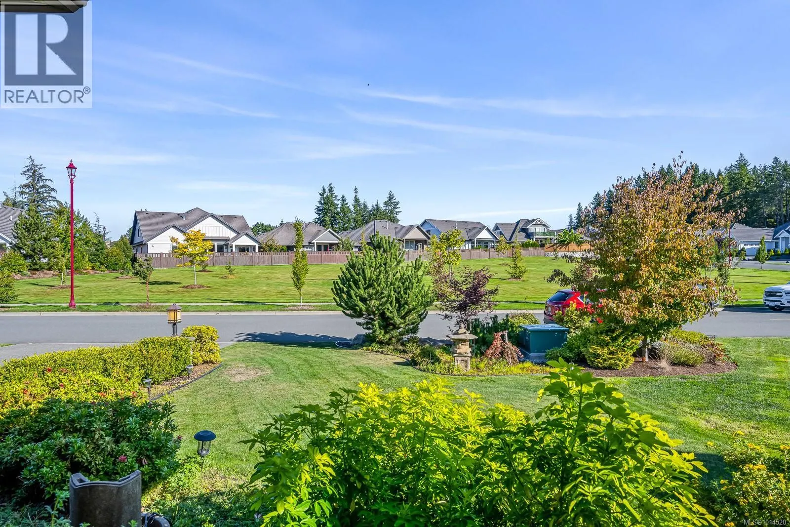 2560 Sheffield Cres