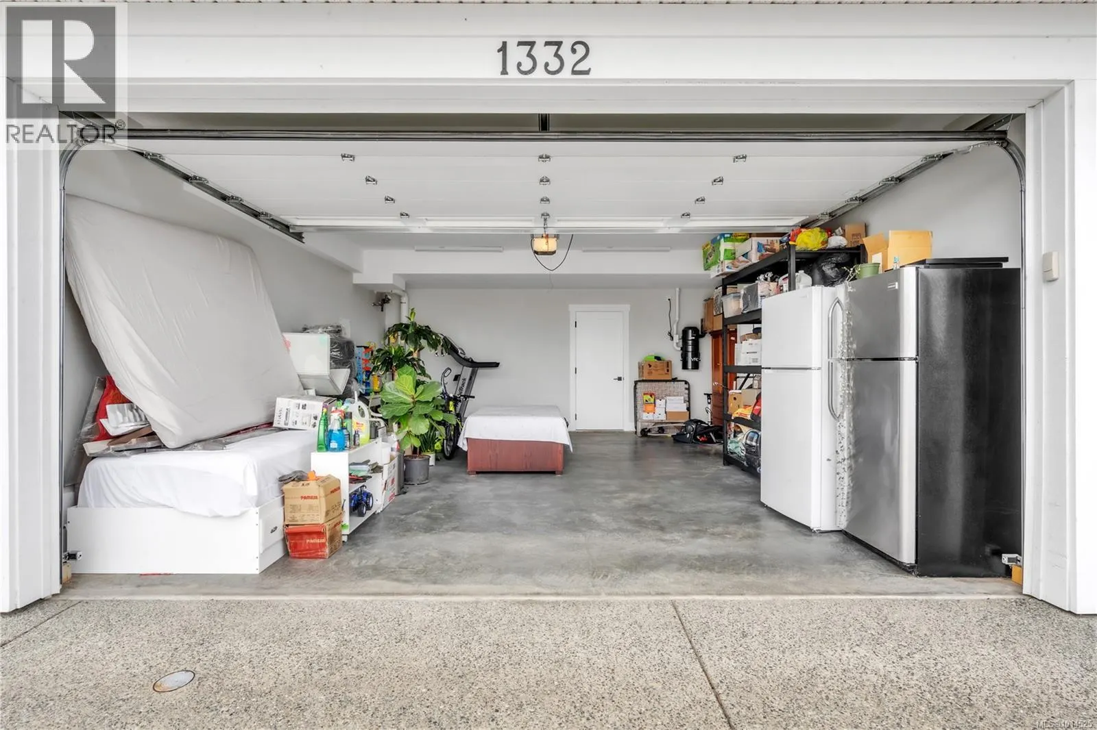 1332 Flint Ave
