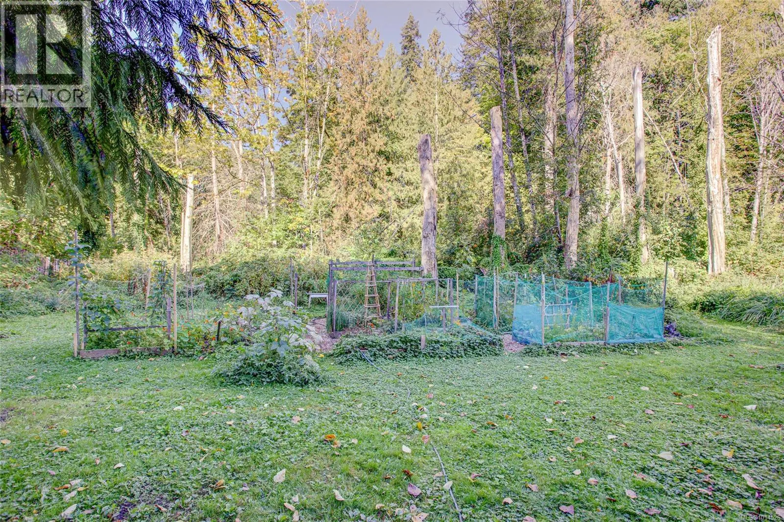 2 3025 Cowichan Lake Rd