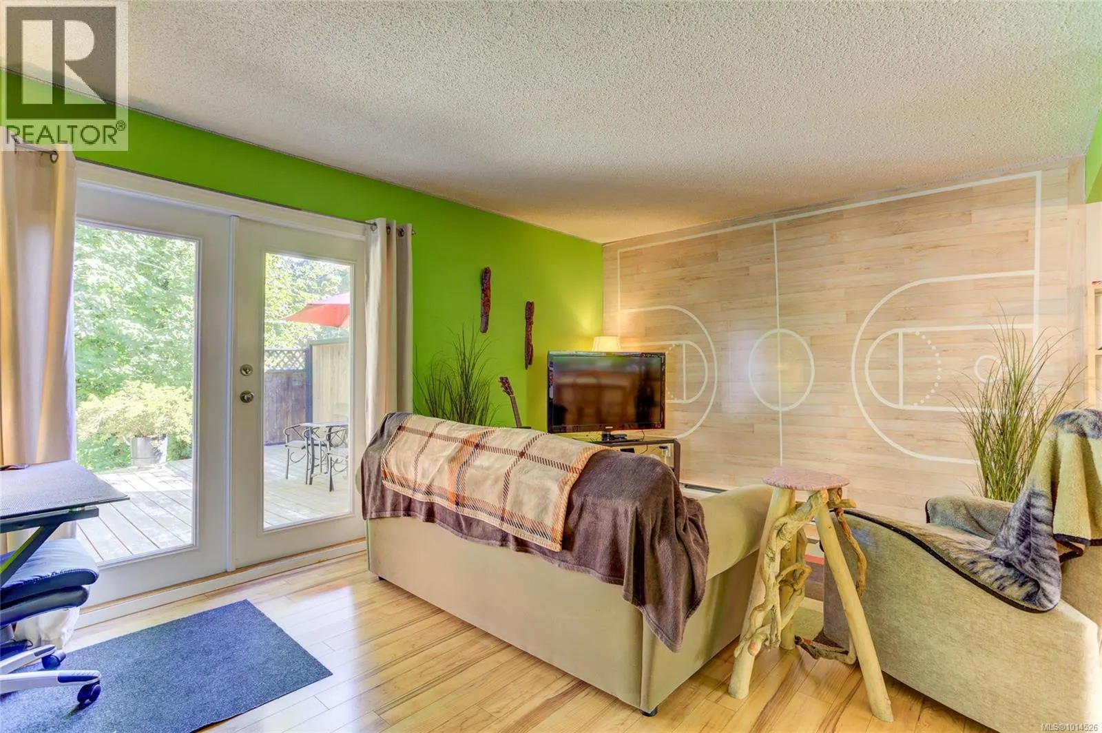 2 3025 Cowichan Lake Rd