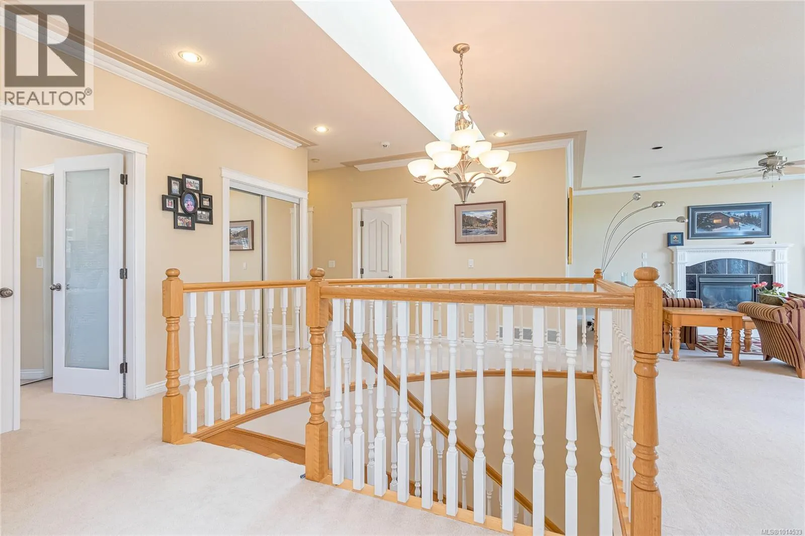 6593 Kestrel Cres