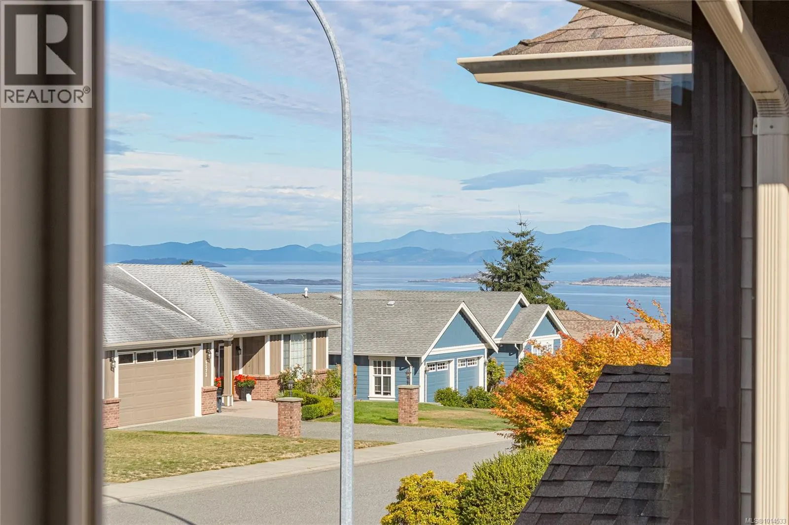 6593 Kestrel Cres