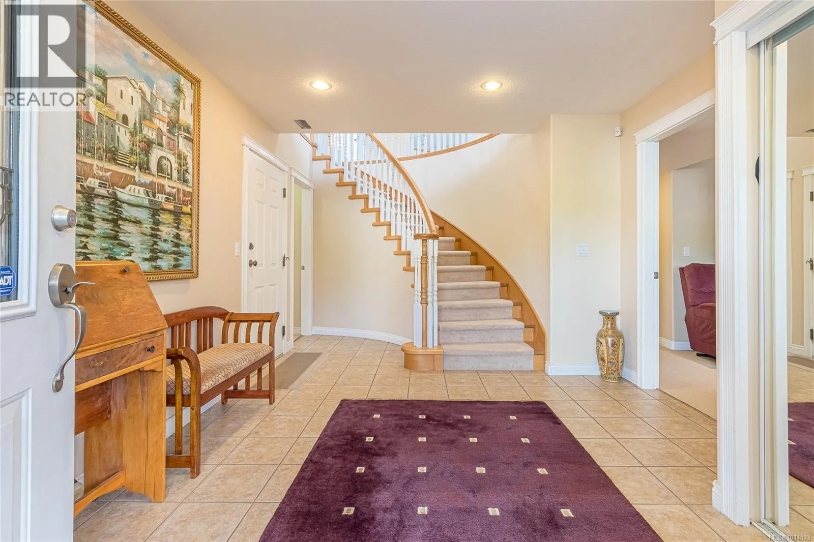6593 Kestrel Cres