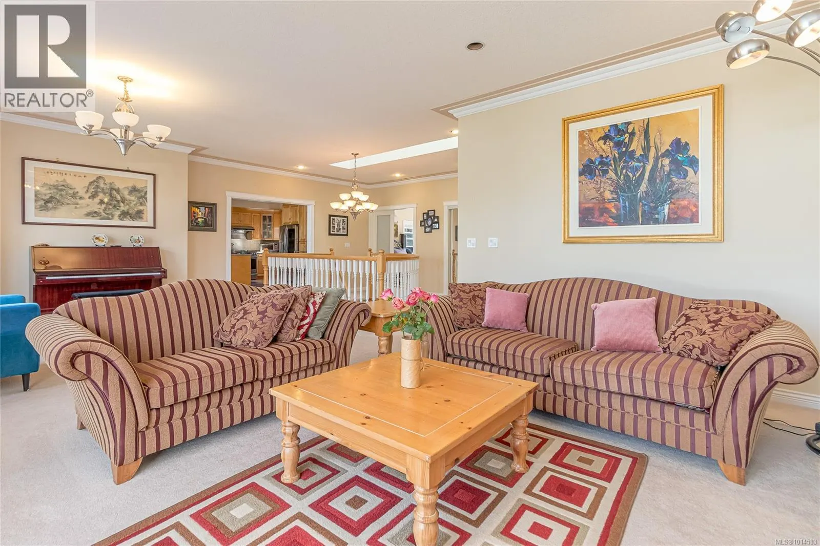 6593 Kestrel Cres