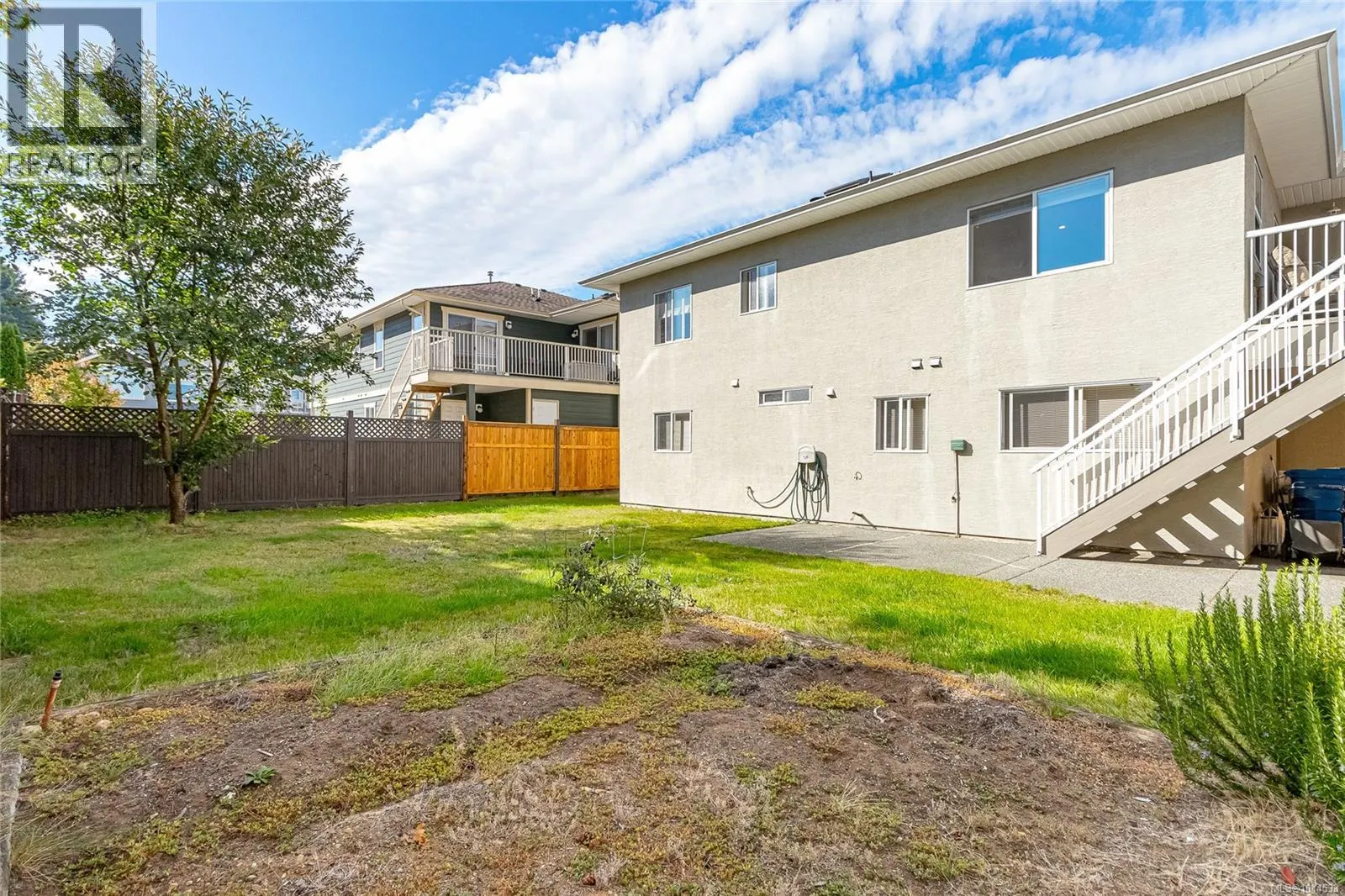 6593 Kestrel Cres