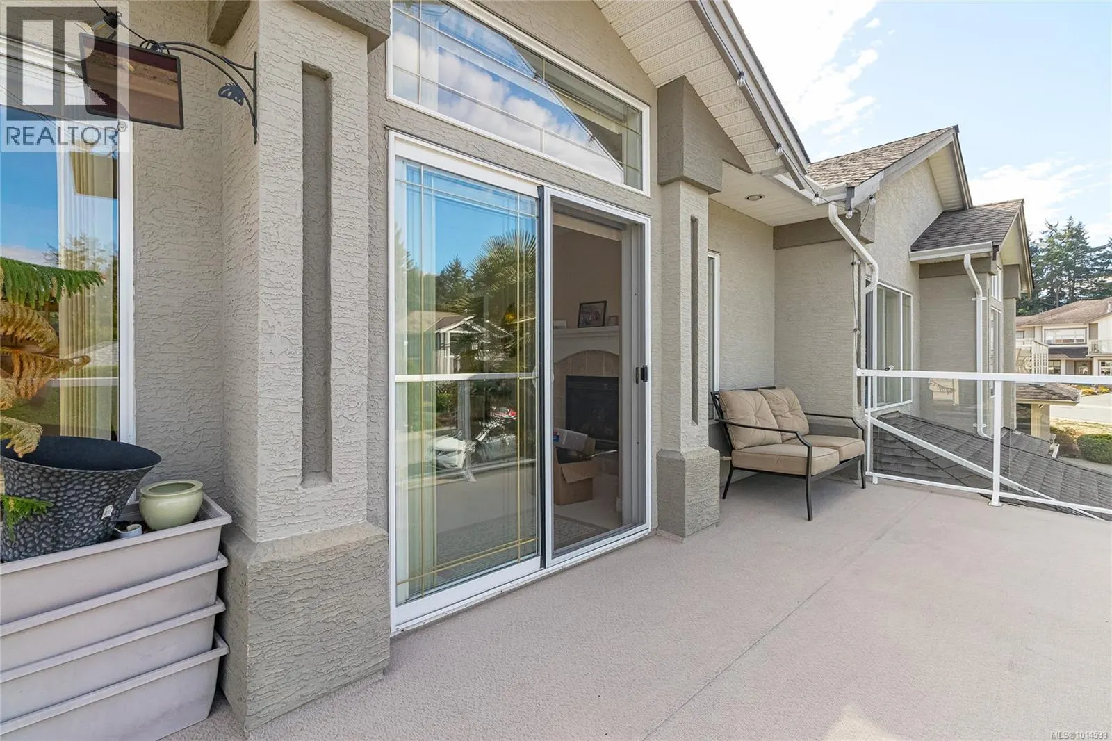 6593 Kestrel Cres