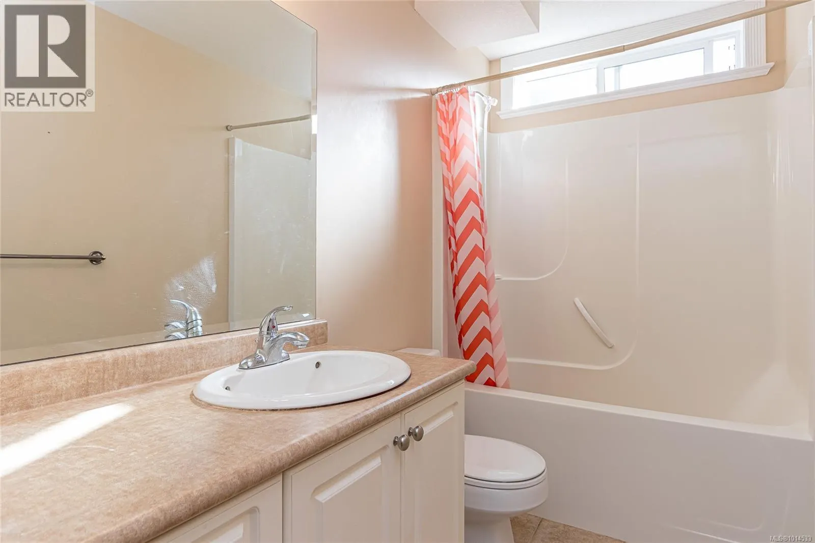 6593 Kestrel Cres