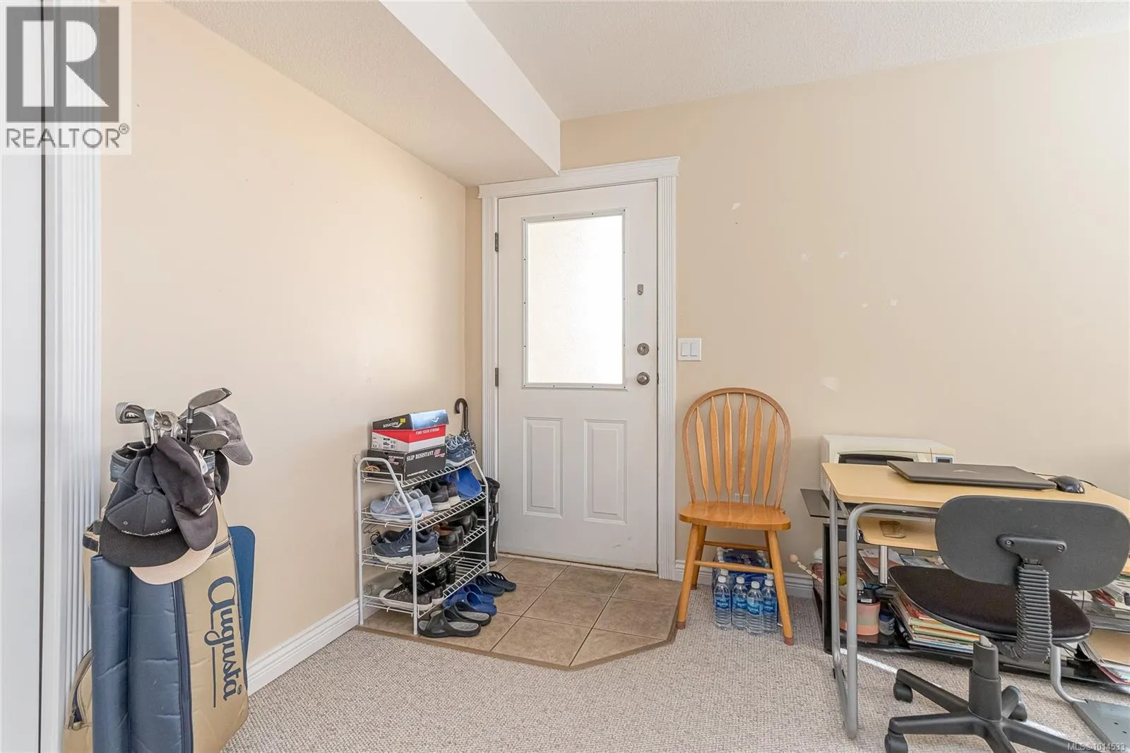 6593 Kestrel Cres