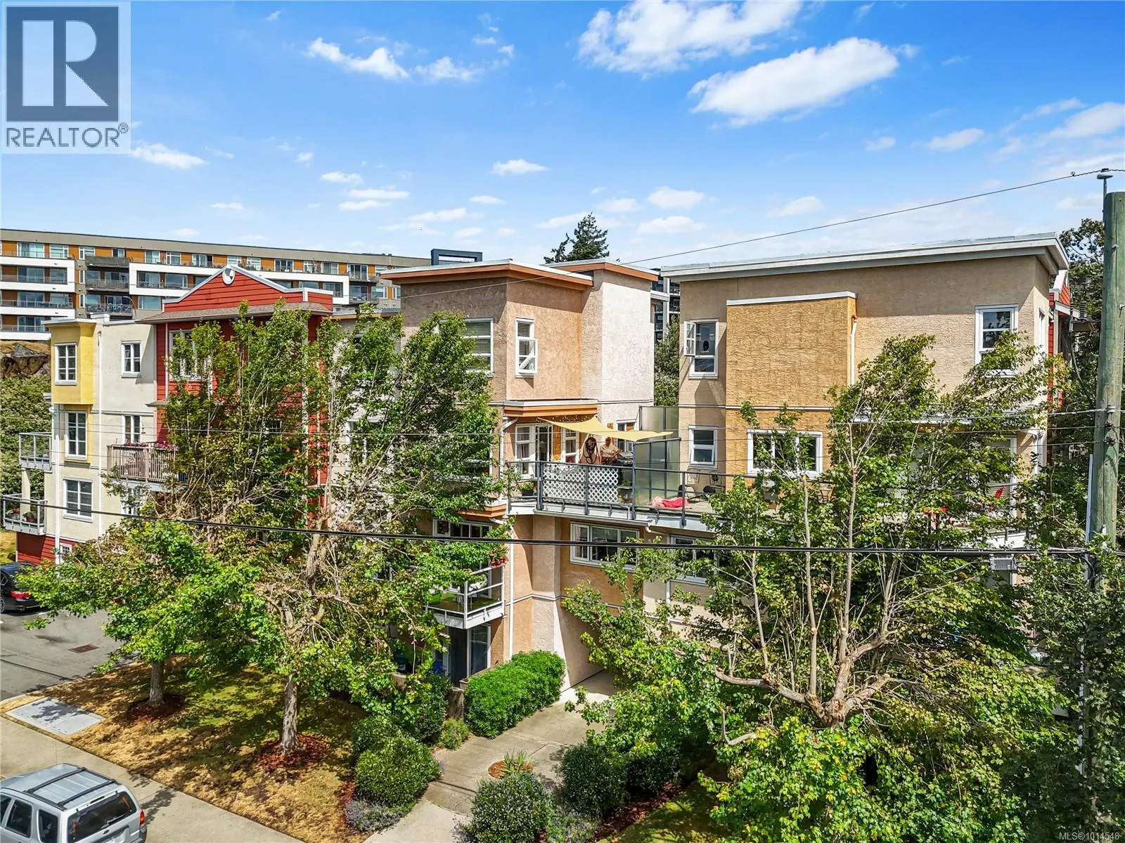 201 908 Brock Ave