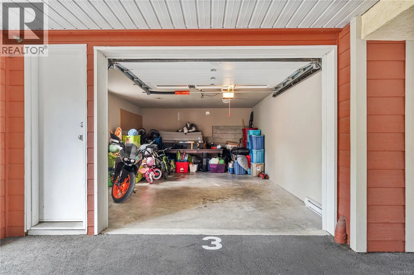 201 908 Brock Ave