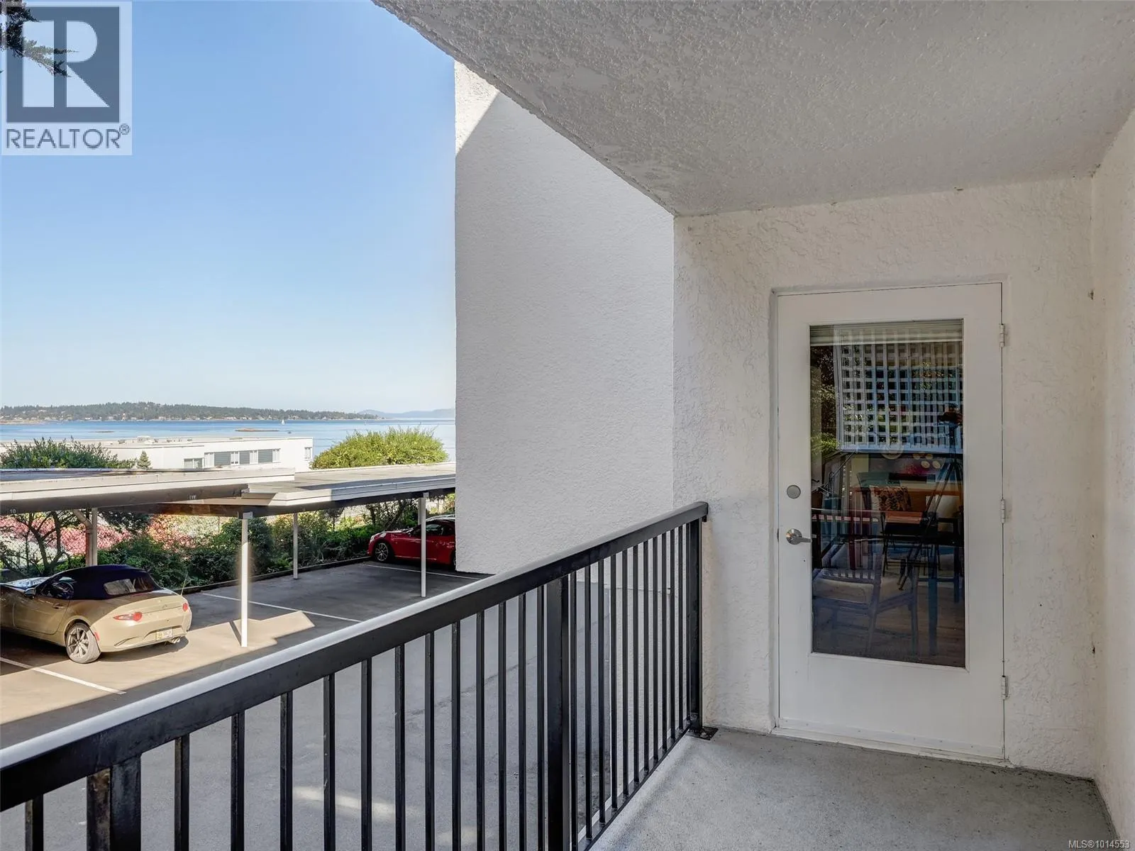 402 1159 Beach Dr