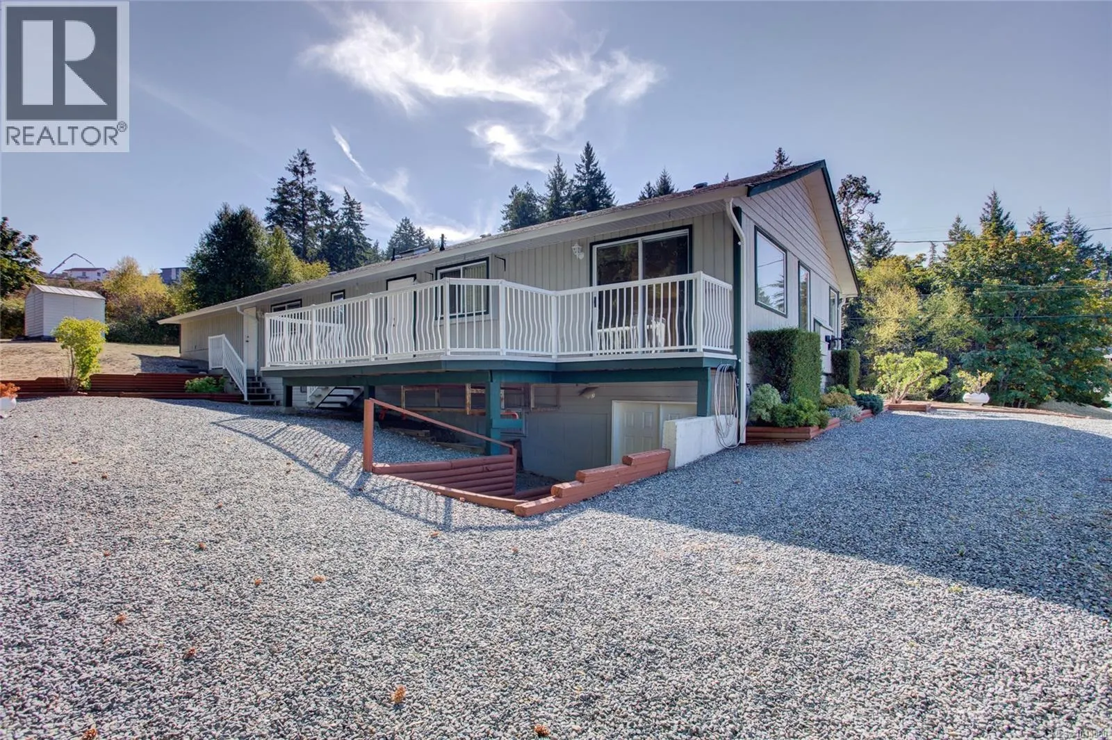 6329 Highwood Dr