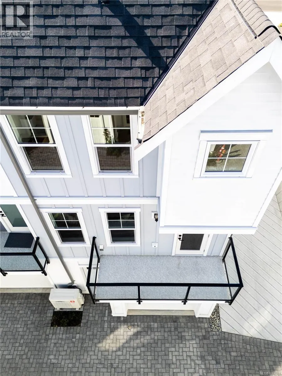 Unit 5 3907 Cedar Hill Rd