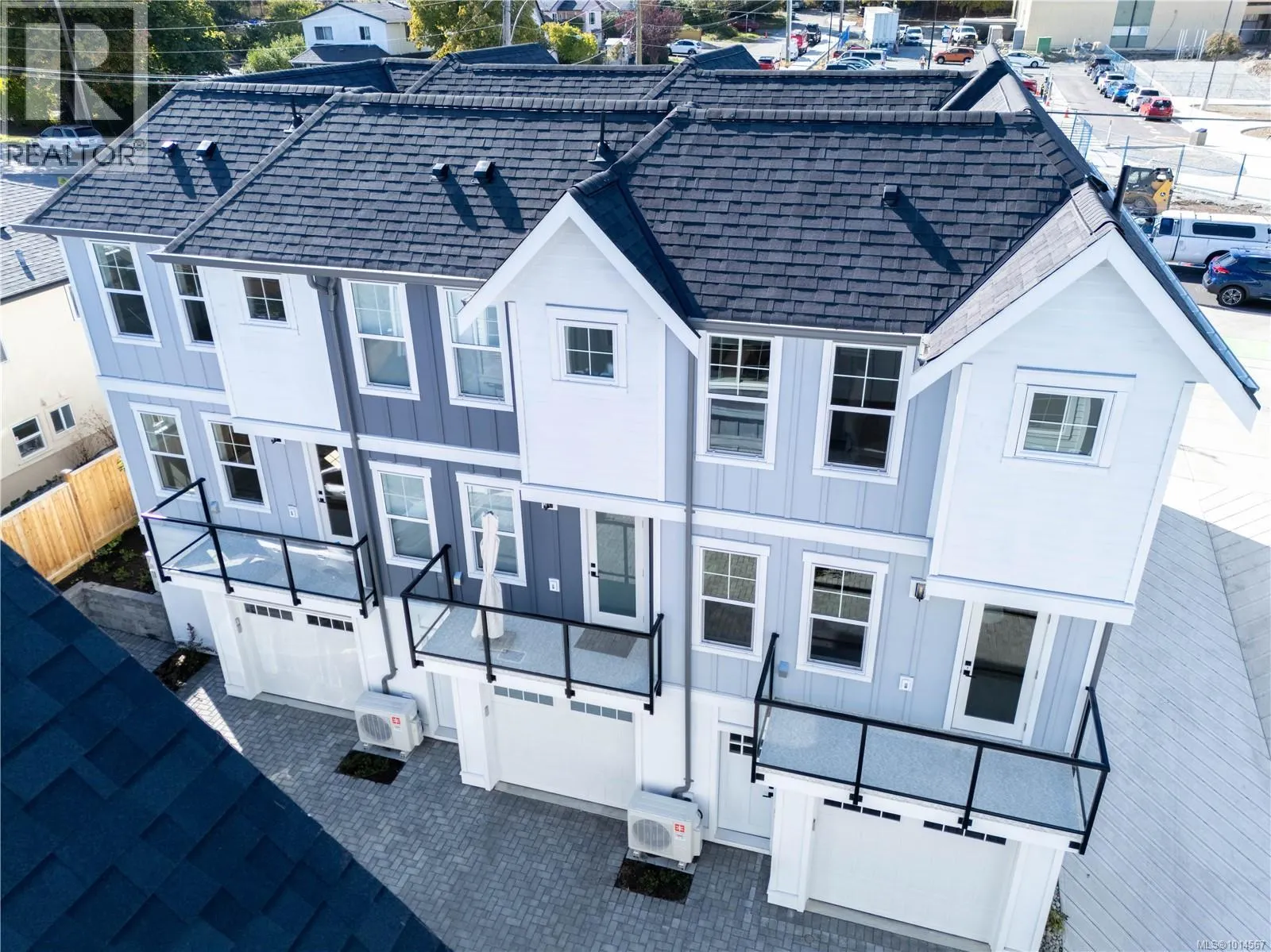 Unit 5 3907 Cedar Hill Rd