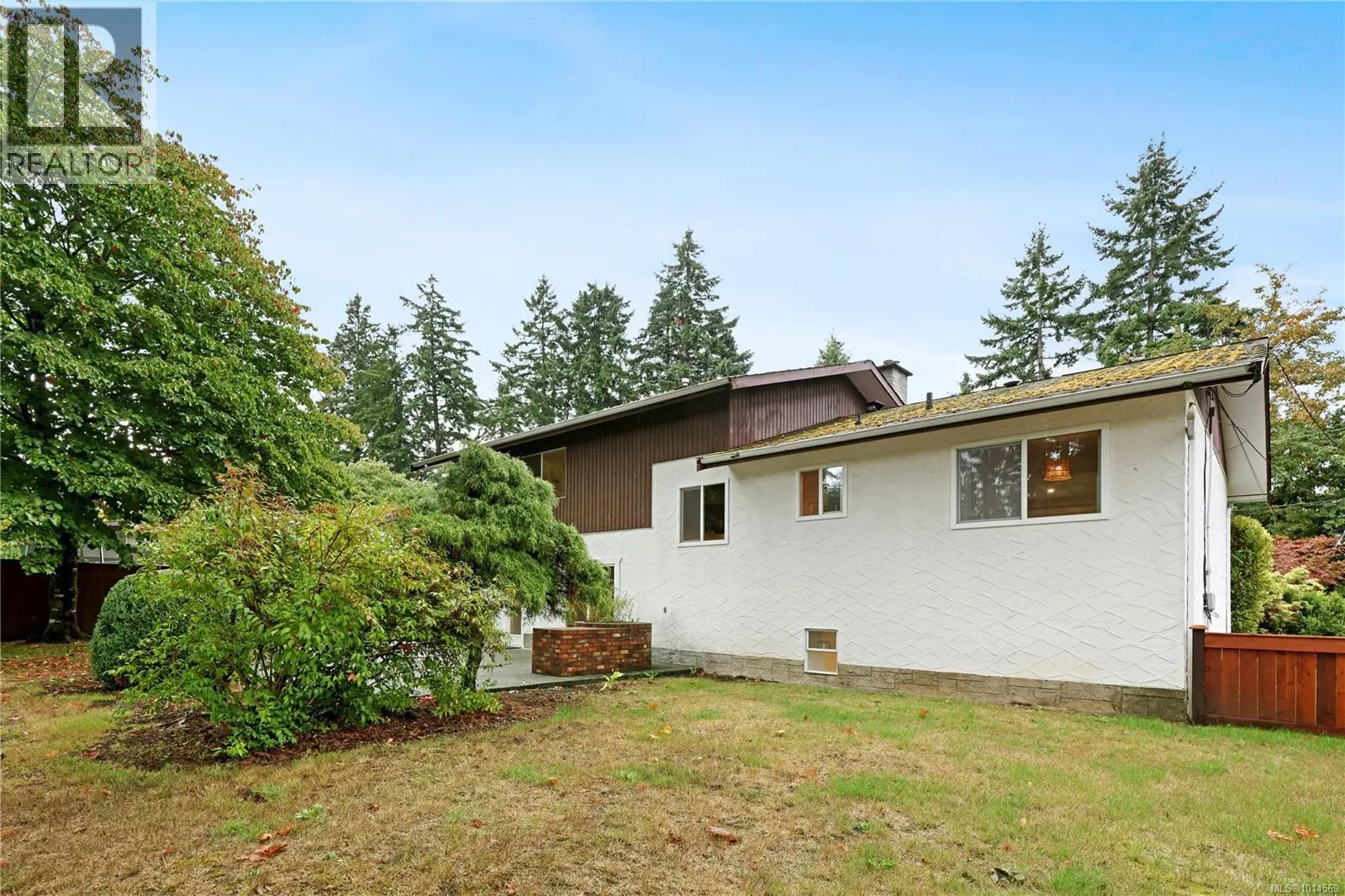 4513 Glenside Cres